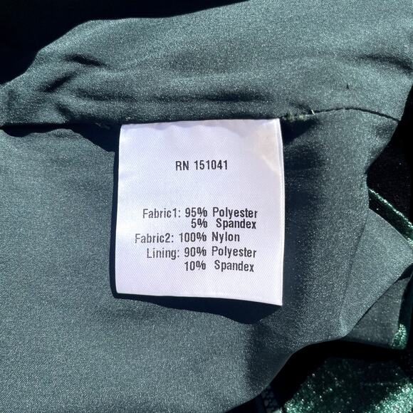 O.P.T One Pretty Time Emerald Green Ruched Organza Crop Top - Size Large - Picture 8 of 10